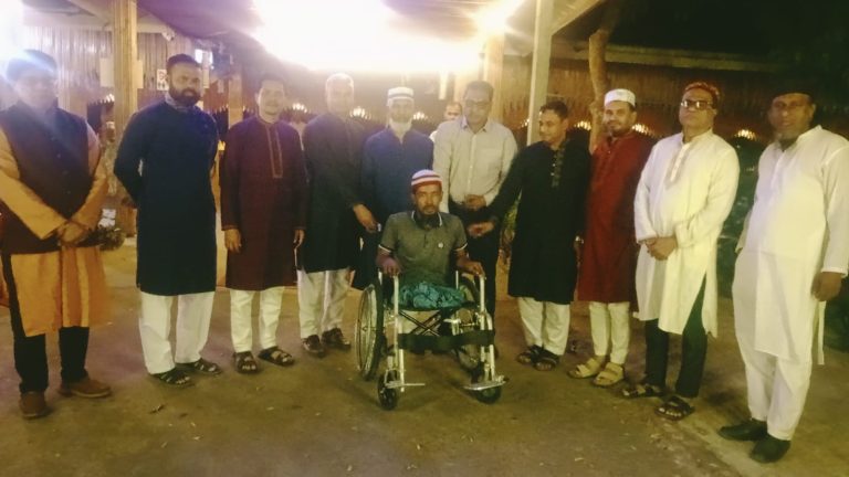 প্রতিবন্ধী ভিক্ষুক মো: ফারুককে