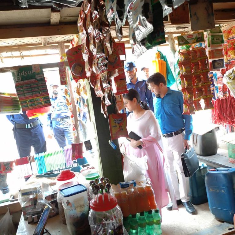 বিলাইছড়িতে দ্রব্যমূল্য নিয়ন্ত্রণে মোবাইল কোর্ট।ইউএনও’র নেতৃত্বে বাজার মনিটরিং জোরদার