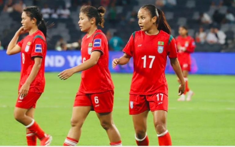 ‘সেরা গোল’ হাতছাড়া ঋতুপর্ণার