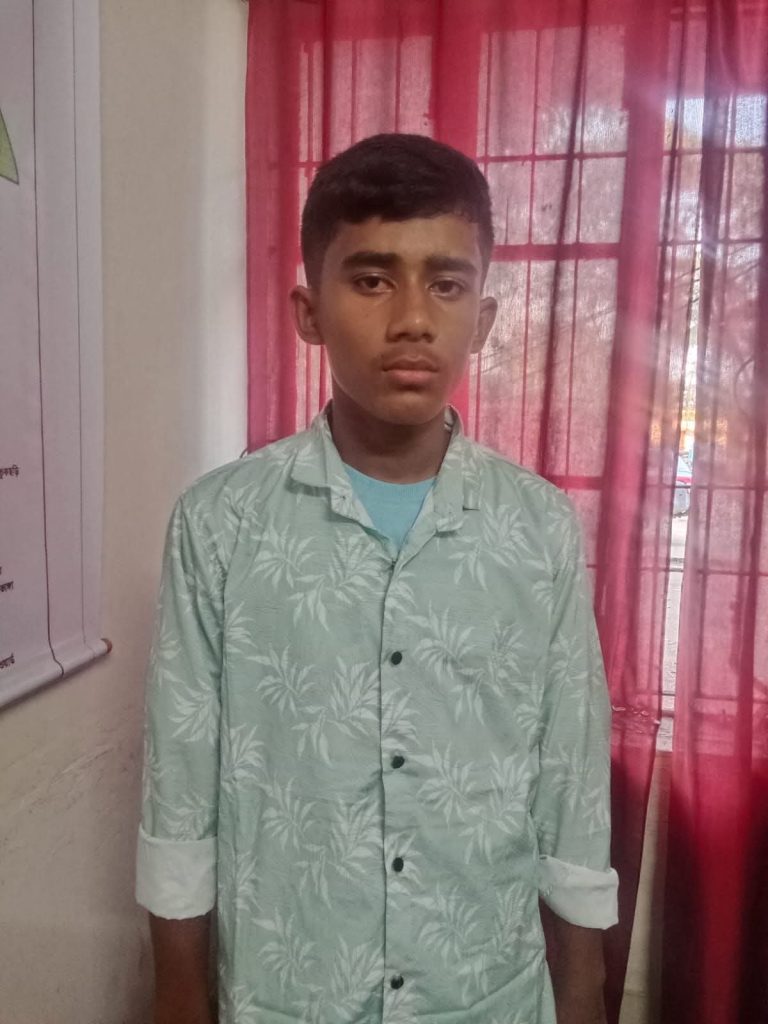 নিখোঁজ কিশোর উদ্ধার, প্রশংসায় ভাসছেন পুলিশ সুপার