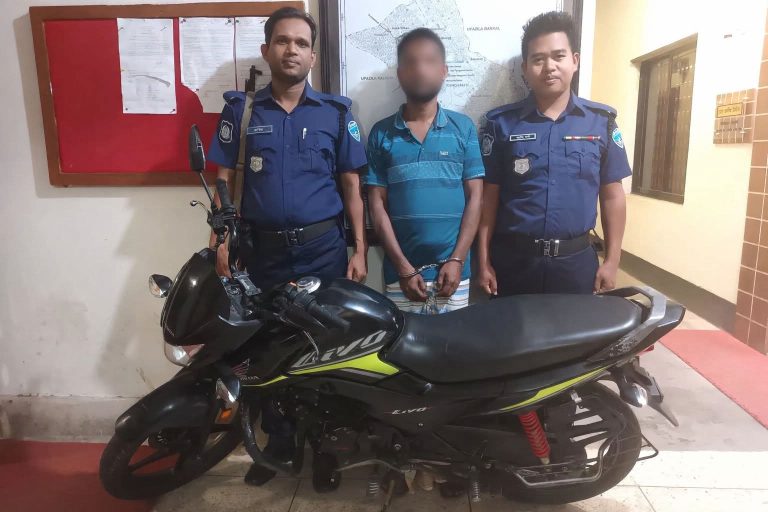 চোরাইকৃত মোটরসাইকেল উদ্ধার, কাপ্তাই থেকে গ্রেফতার ১