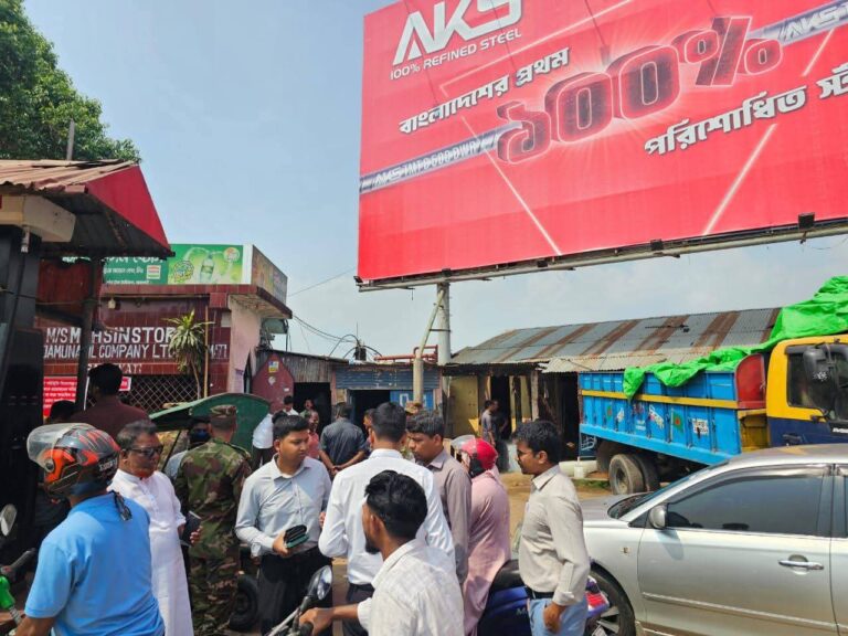 রাঙ্গামাটিতে নজরদারিতে জ্বালানি বিক্রি