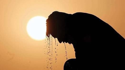 তীব্র গরমে সুস্থ থাকতে সতর্কতা জরুরি: পানি, বিশ্রাম ও সচেতনতায় নিরাপদ থাকুন