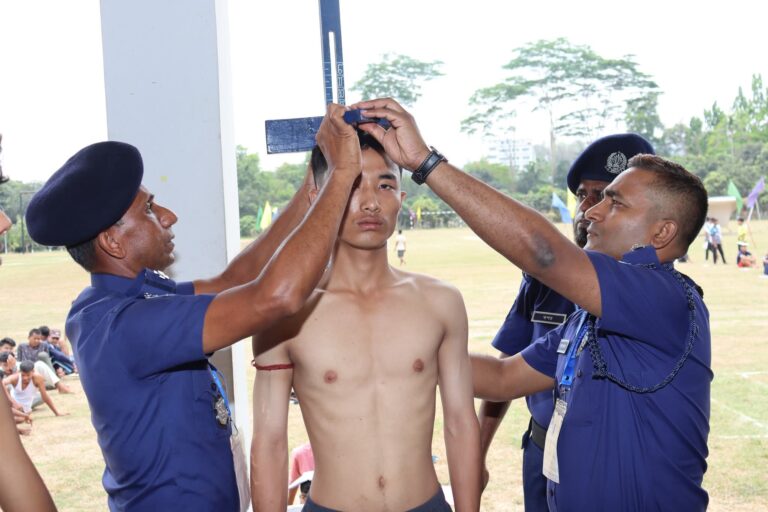 মেধা ও যোগ্যতায় কনস্টেবল নিয়োগ শুরু: বান্দরবানে টিআরসি বাছাইয়ের প্রথম দিন সম্পন্ন