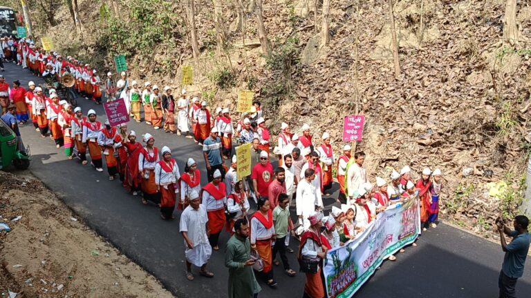 কাপ্তাইয়ে বিষু উৎসব:  তনচংগ্যা সম্প্রদায়ের বর্ণিল র‍্যালি ও আলোচনা সভা