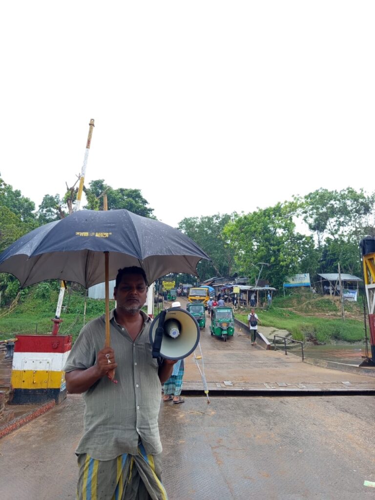 🟥 ঈদযাত্রায় নিরাপত্তায় ফেরিঘাটে সচেতনতা অভিযান