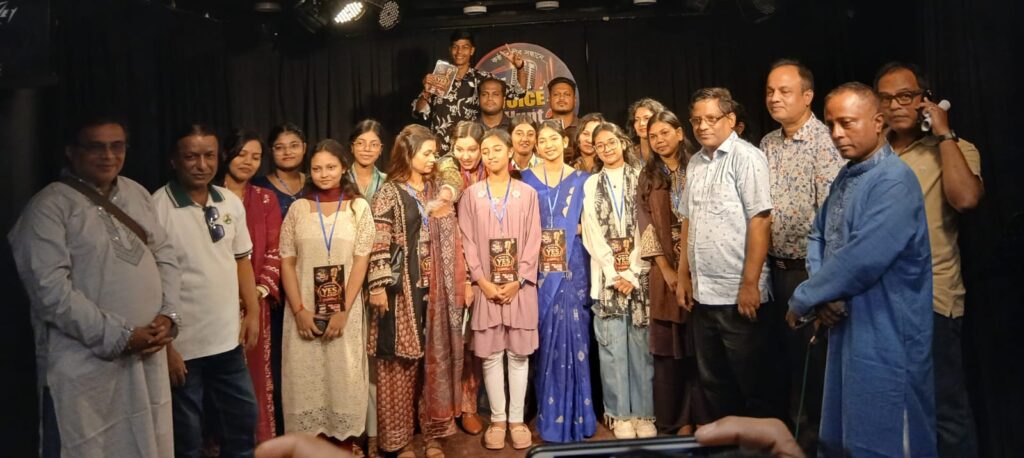 চট্টগ্রামে ‘ভয়েস হান্ট’ শুরু, পরের ধাপে ৪২ প্রতিযোগী